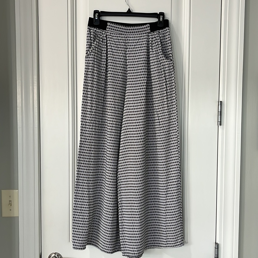 Black & White Drop Pattern Lounge Pants